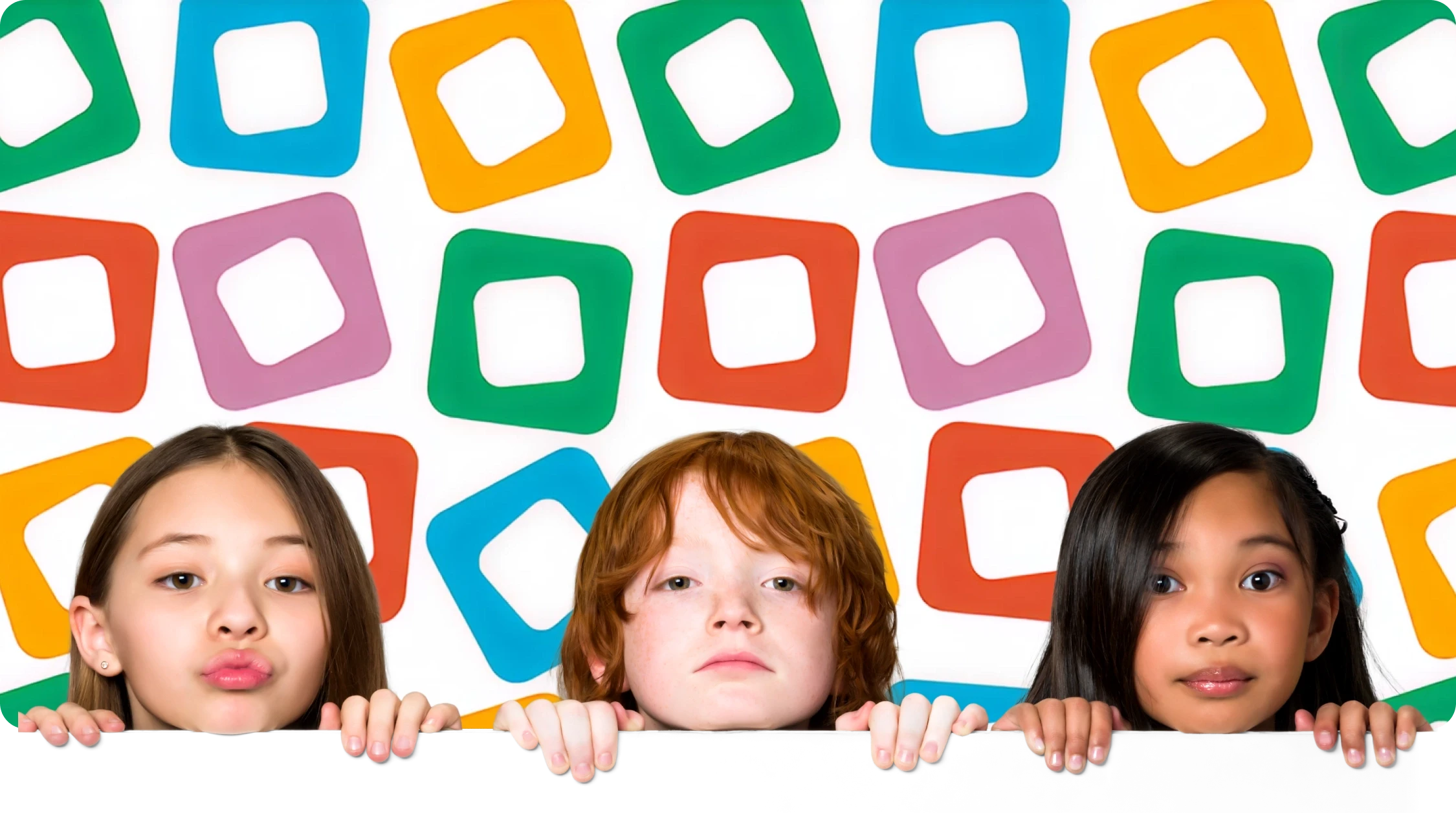 Children peeking over the Beblox brand pattern